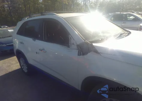 2014 Kia Sorento Lx from USA, damaged, VIN 5XYKT3A68EG449500